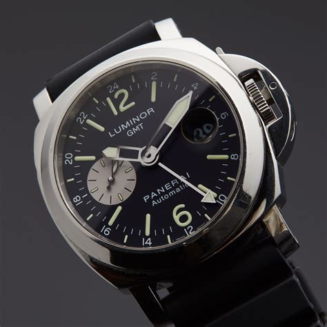 pre owned panerai pam000|Panerai luminor gmt pam00088.